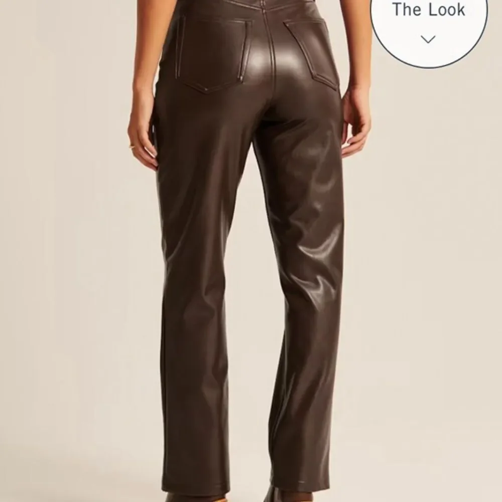 Abercrombie & Fitch Vegan Leather Curve Love 90s High Rise Pants - Picture 11 of 11